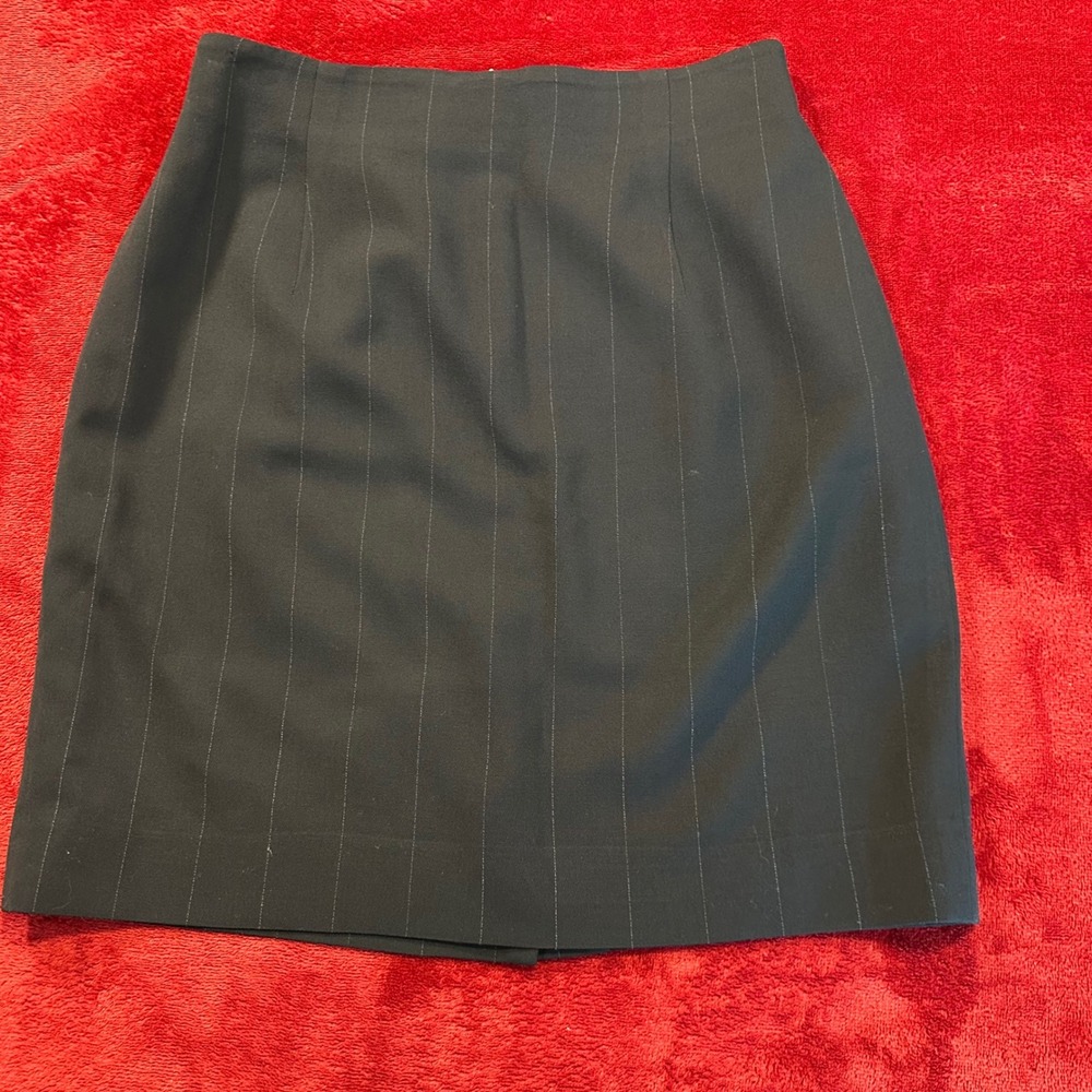 Ann Taylor Wool Blend Pinstripe Pencil Skirt Charcoal Grey Size 8 Professional